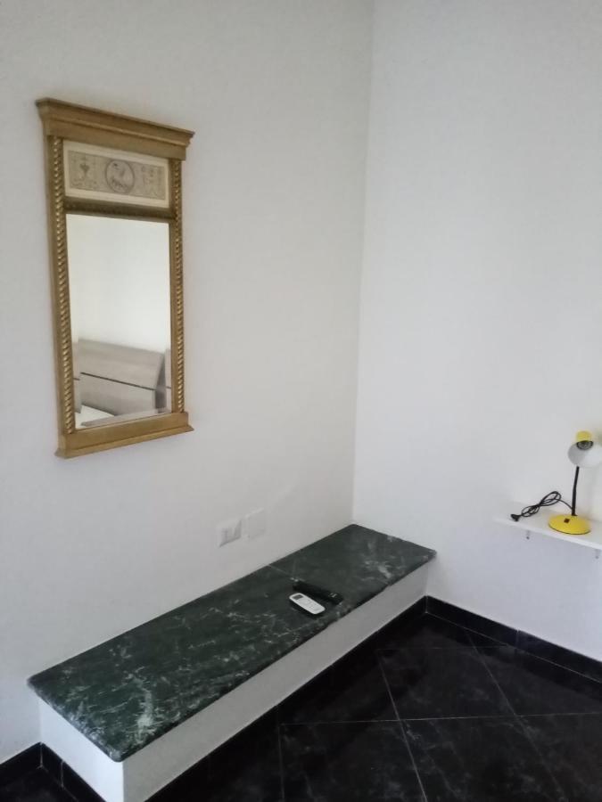 パエストゥム Mamena Bed & Breakfast エクステリア 写真